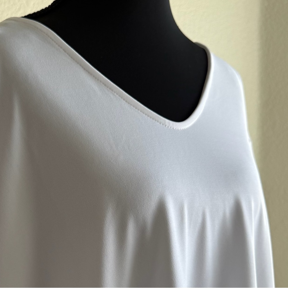 Susan Graver 5X Plus Size Black White Floral Tunic Top Stretch Comfort Blouse - Picture 4 of 13